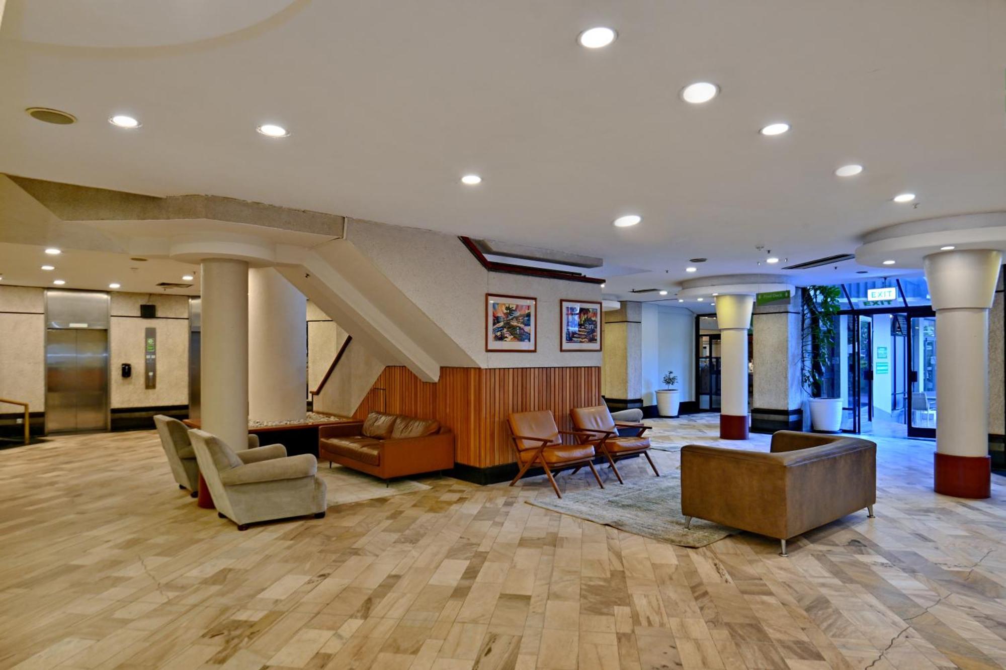Holiday Inn - Harare By Ihg Exterior foto